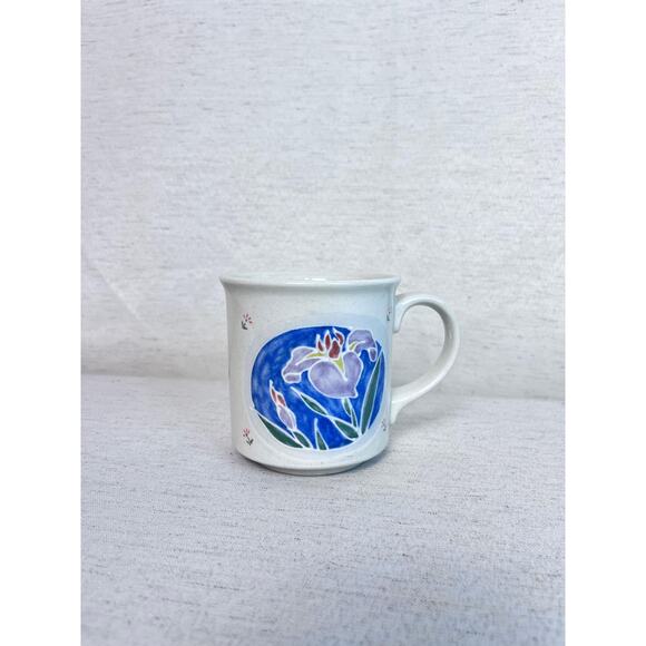 Hand-Painted Iris‎ Mug | Studio Pottery Coffee Cup | Floral Ceramic Drinkware - Picture 3 of 8